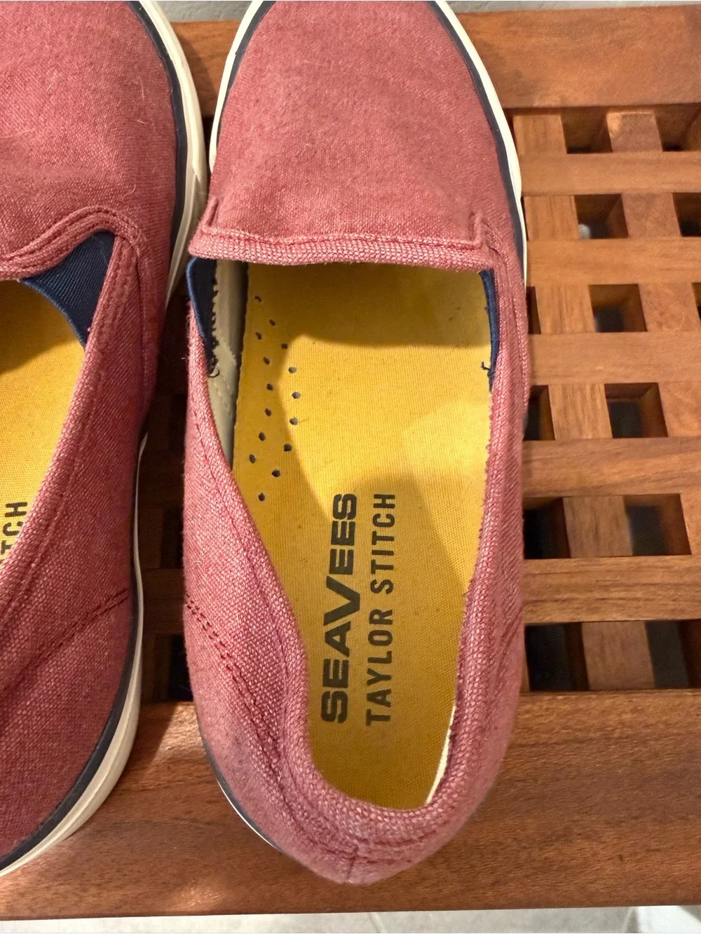 Men's Taylor Stitch Seavee’s Slip-On Shoes in Dusty Rose